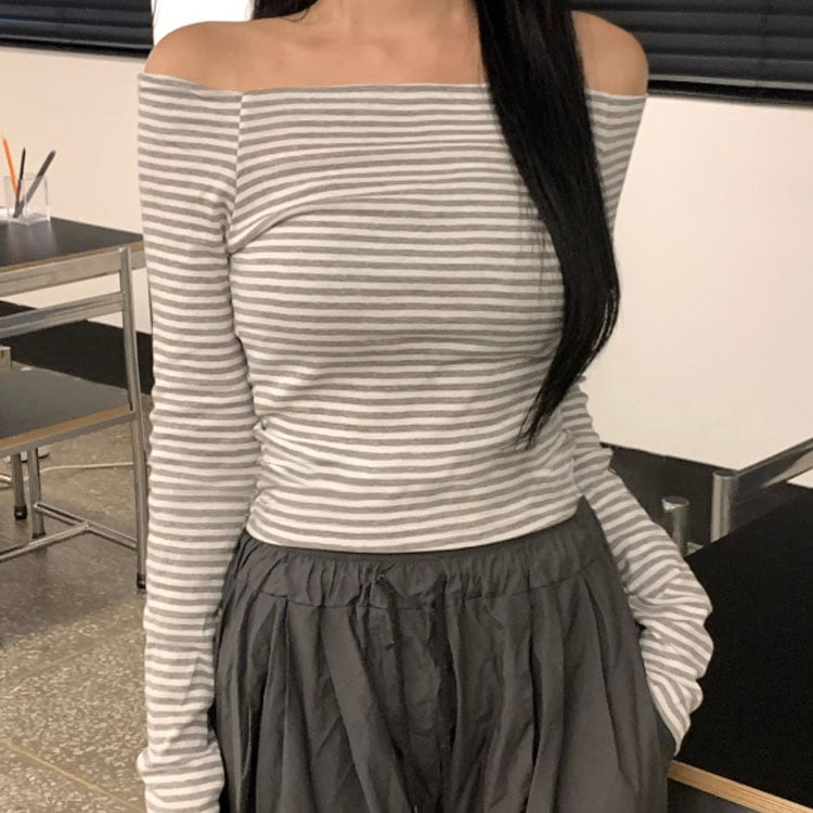 ボーダー柄 オフショルダー 長袖 Tシャツ