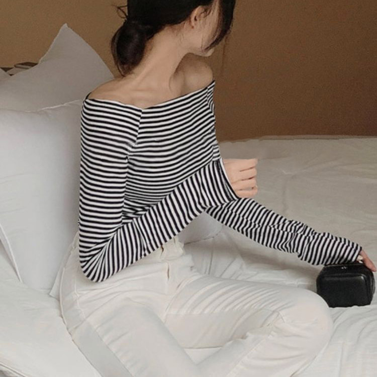 ボーダー柄 オフショルダー 長袖 Tシャツ | レディース