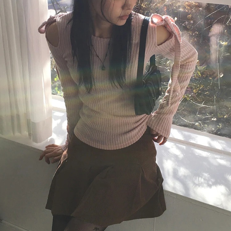 カットショルダー りぼん 長袖 Tシャツ