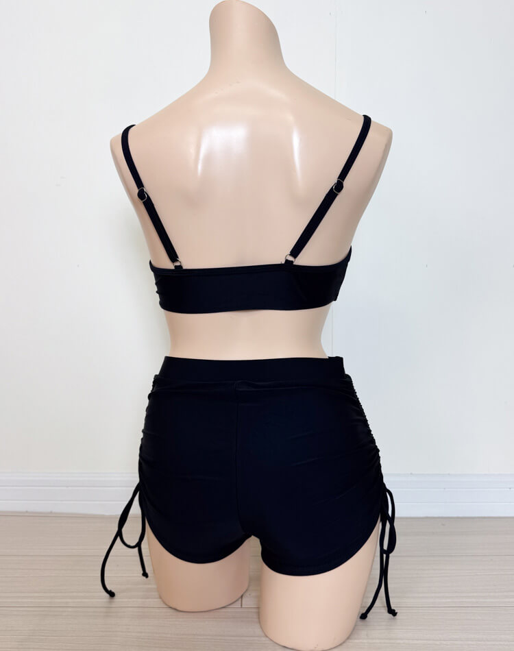 長袖トップス付き 3点セット ショートパンツ ビキニ 水着

