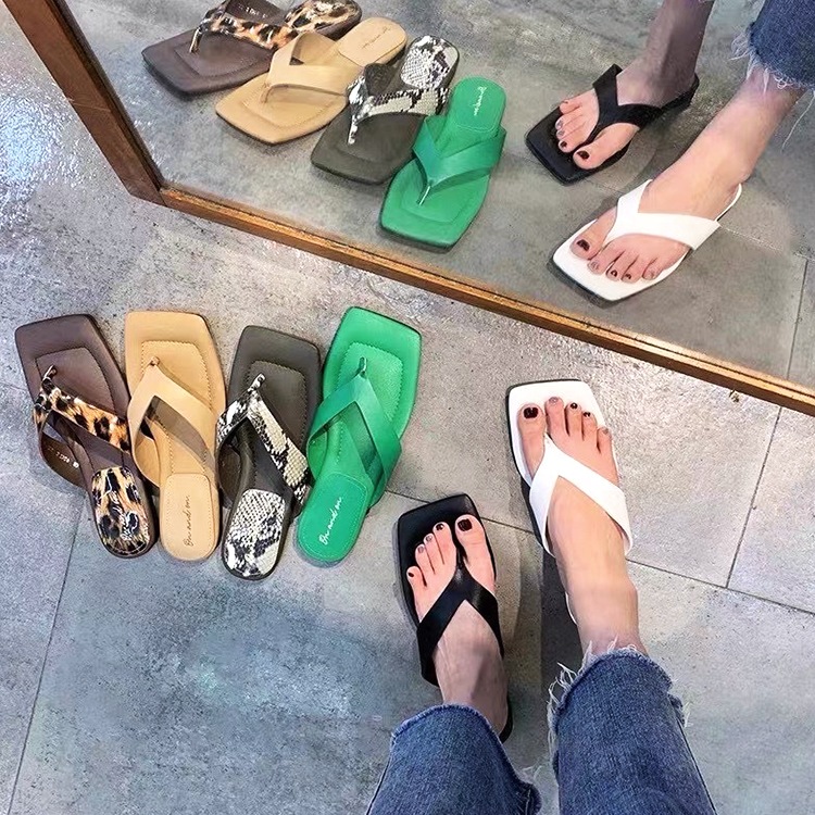 スクエアトゥ フラット トングサンダル