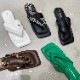 スクエアトゥ フラット トングサンダル