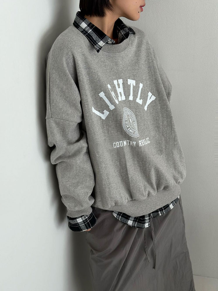 英字プリントロゴ ゆったり スウェット トップス