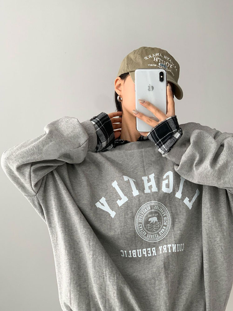 英字プリントロゴ ゆったり スウェット トップス