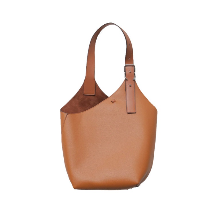 立体アシンメトリー 大きめ ショルダーバッグ