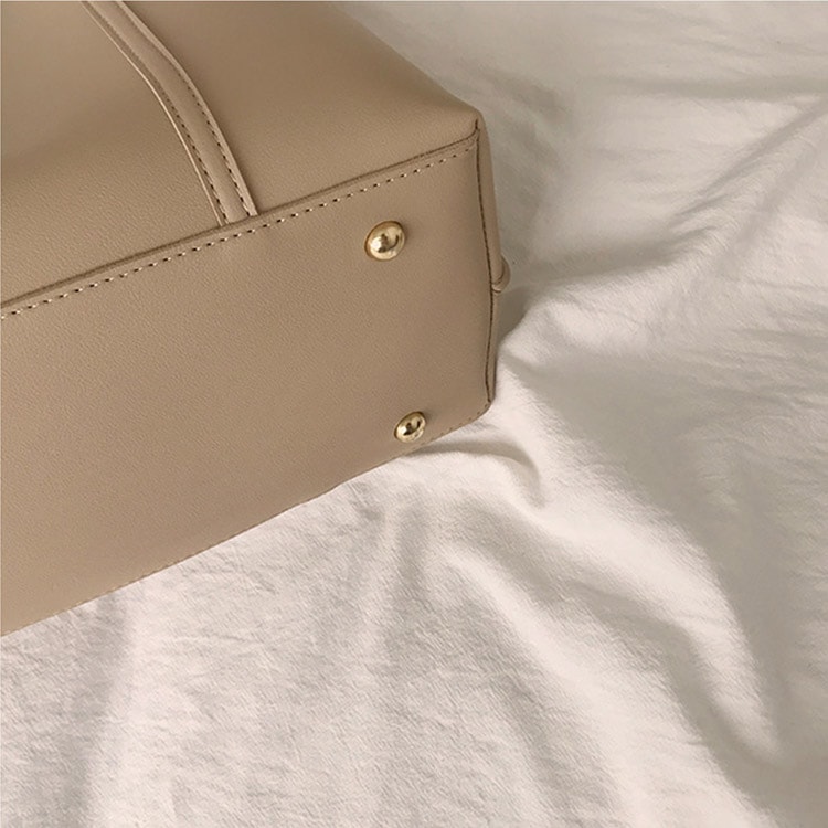 スクエア型 シンプル 大容量 トートバッグ