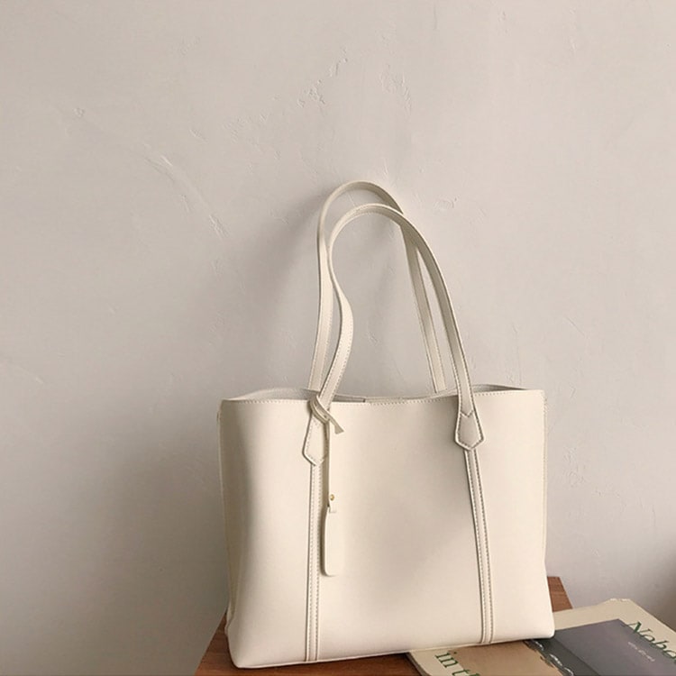 スクエア型 シンプル 大容量 トートバッグ