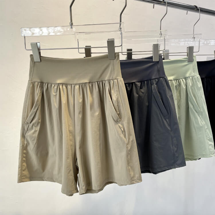 スポーツウエア ポケット付き 五分丈 ショートパンツ