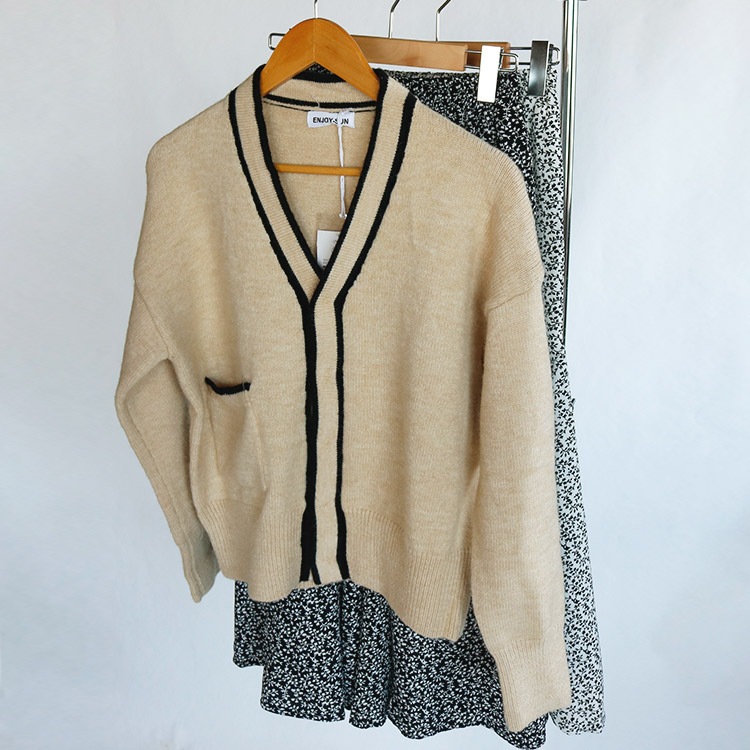 ショート丈 ニットカーディガン