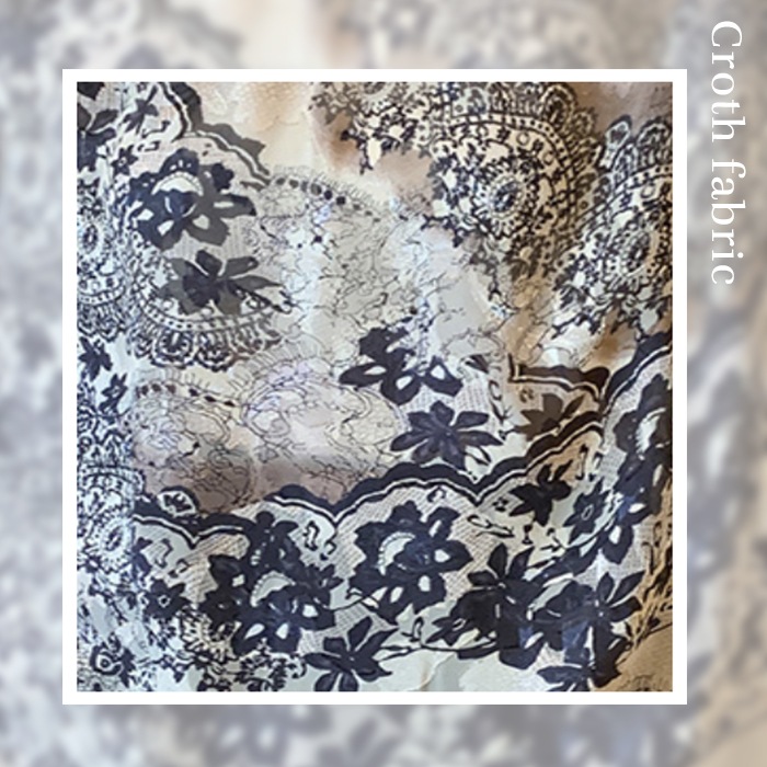 レース柄プリント モックネック 長袖ブラウス