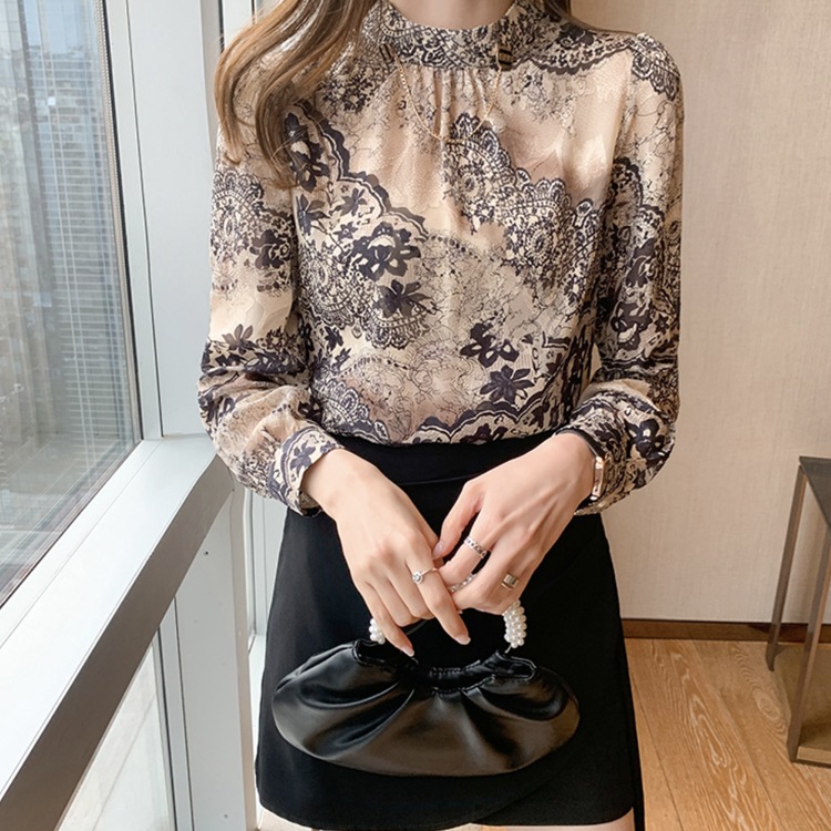 レース柄プリント モックネック 長袖ブラウス