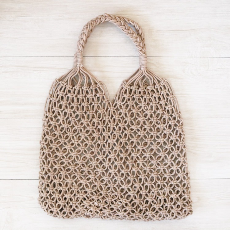 カジュアルな手編みコットンネットバッグ