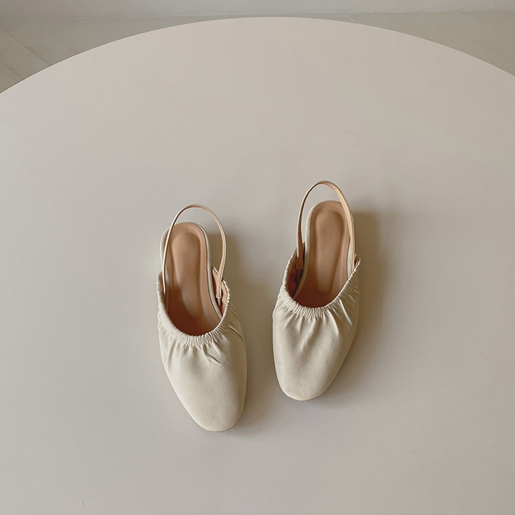 ラウンドトゥ シャーリング ローヒールサンダル