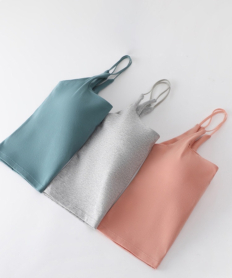 背中見せ インナー カップ付きキャミソール