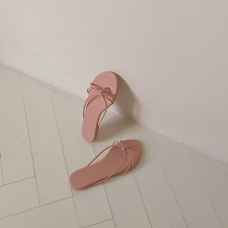 華奢ひも ツイスト ビーチサンダル