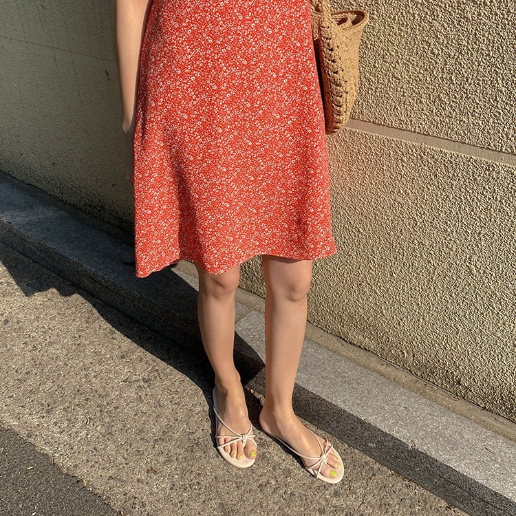 華奢ひも ツイスト ビーチサンダル