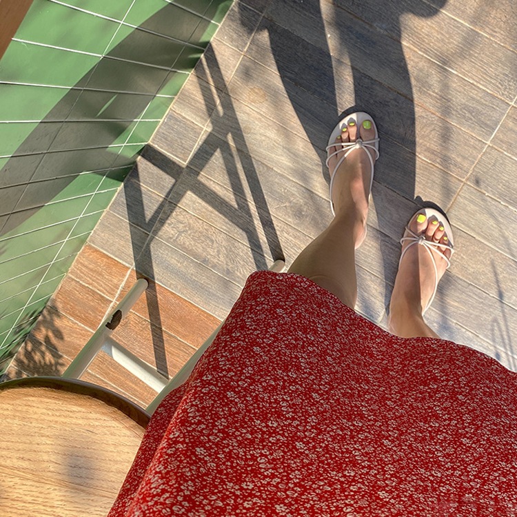 華奢ひも ツイスト ビーチサンダル