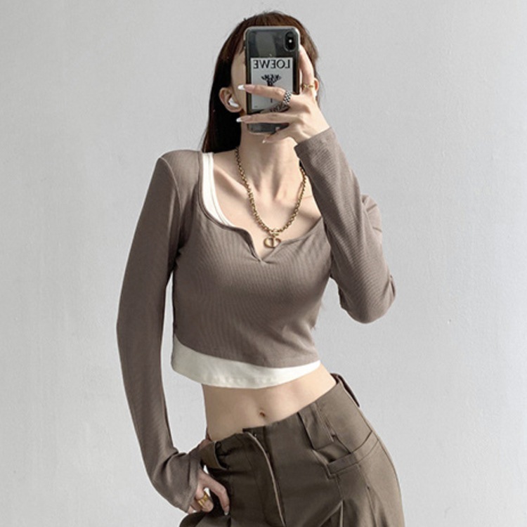 へそ出し キーネック レイヤード風 長袖Tシャツ