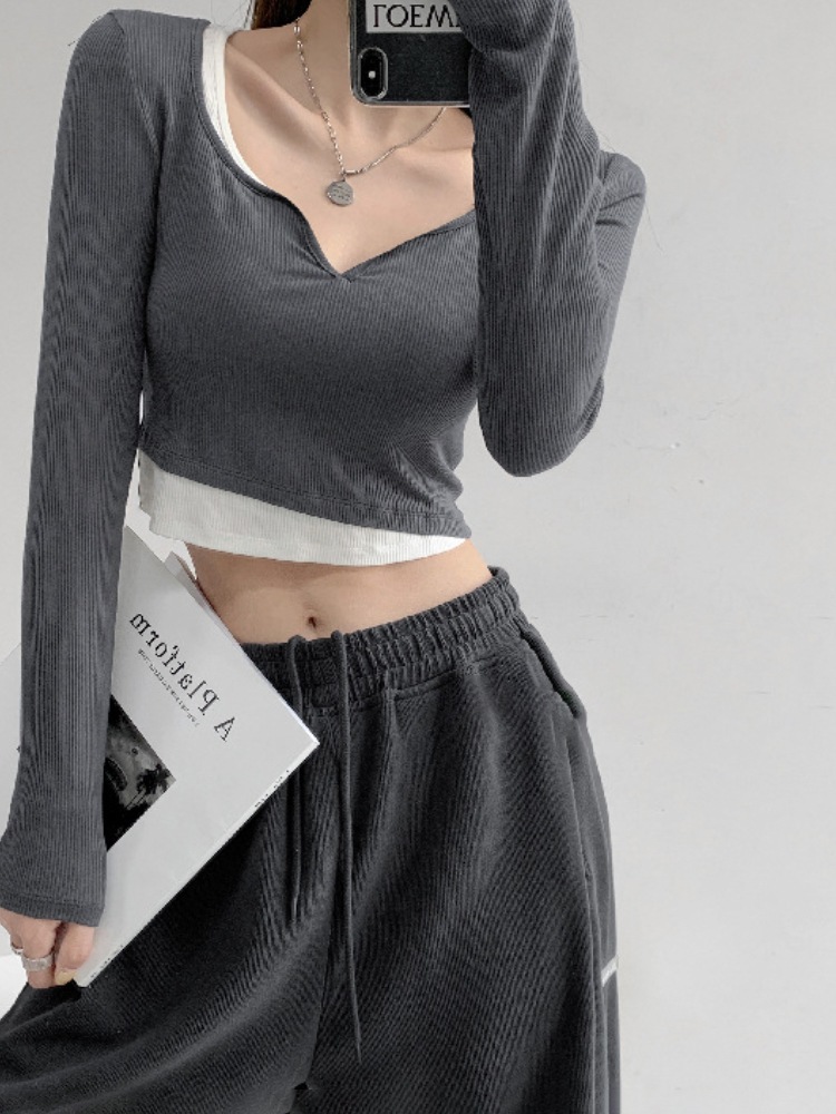 へそ出し キーネック レイヤード風 長袖Tシャツ