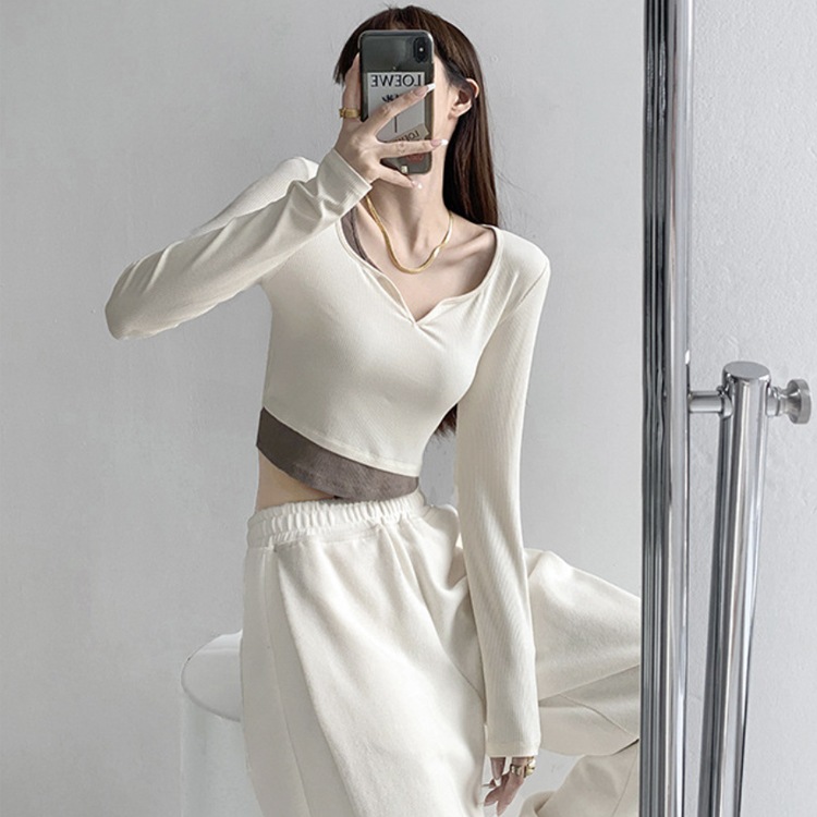 へそ出し キーネック レイヤード風 長袖Tシャツ