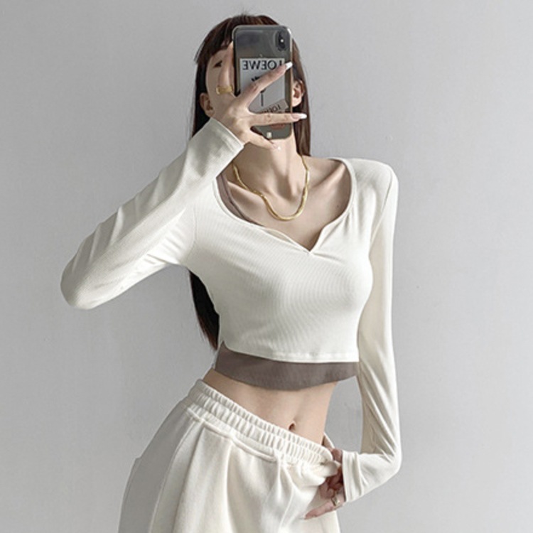 へそ出し キーネック レイヤード風 長袖Tシャツ