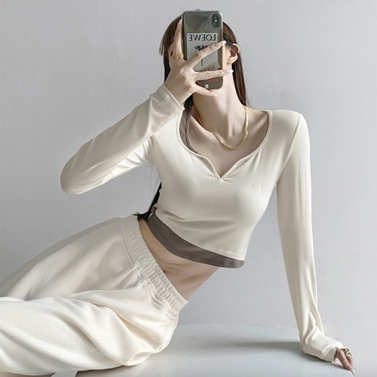 へそ出し キーネック レイヤード風 長袖Tシャツ