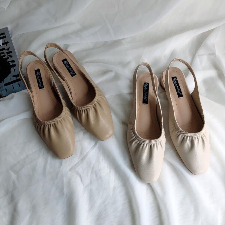 レトロ調　バックストラップ付き ギャザーサンダル