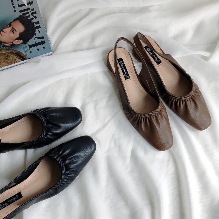 レトロ調　バックストラップ付き ギャザーサンダル