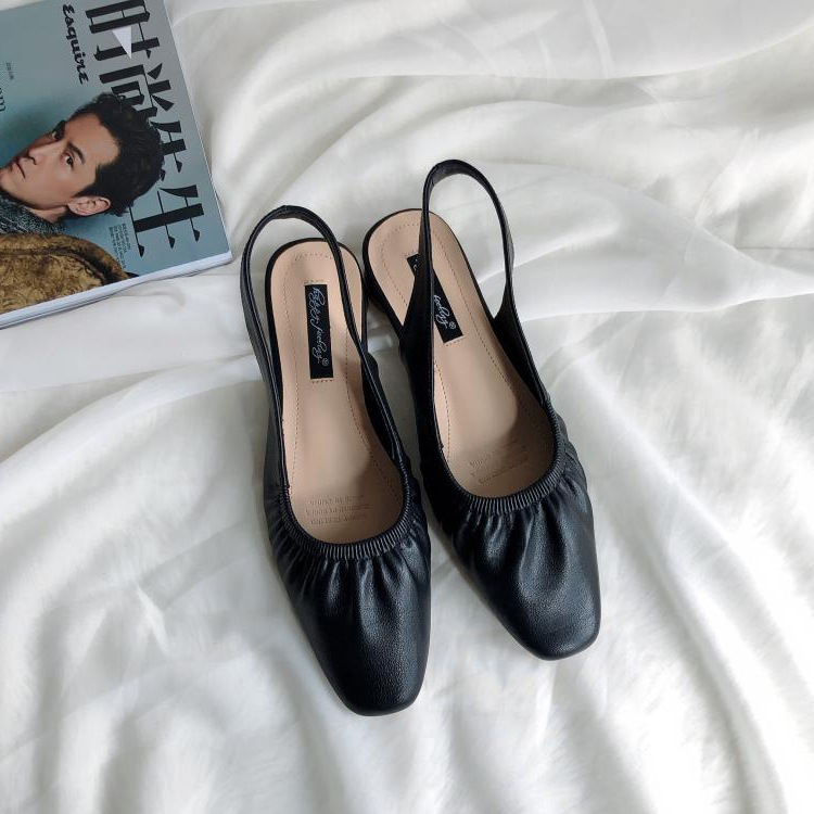 レトロ調　バックストラップ付き ギャザーサンダル