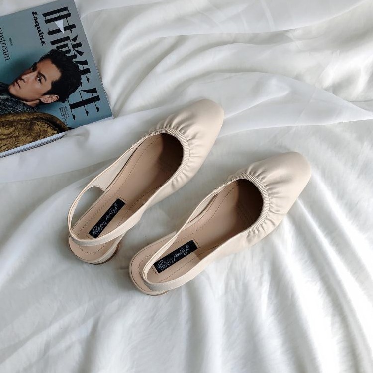 レトロ調　バックストラップ付き ギャザーサンダル