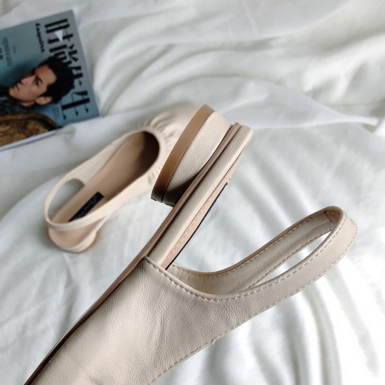 レトロ調　バックストラップ付き ギャザーサンダル