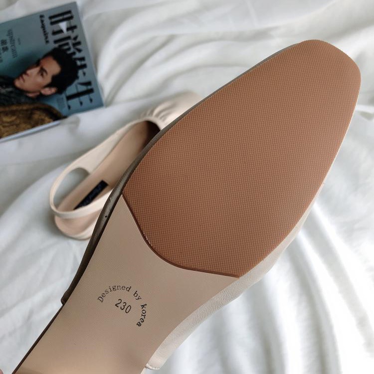 レトロ調　バックストラップ付き ギャザーサンダル