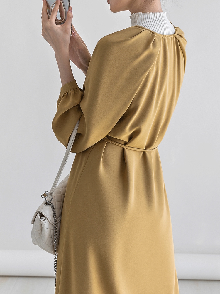 シンプル キーネック ミモレ丈 ゆったり ワンピース