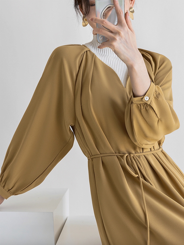 シンプル キーネック ミモレ丈 ゆったり ワンピース