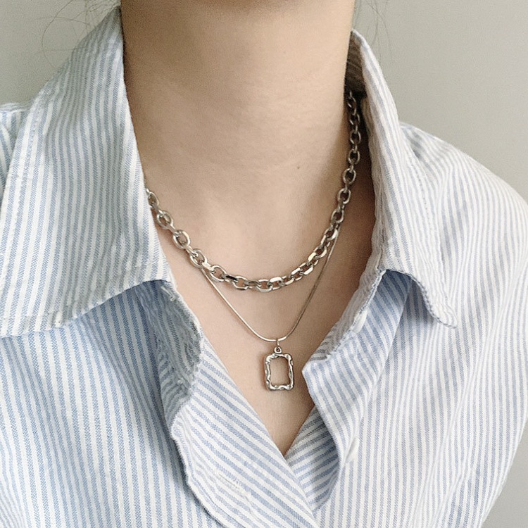 スクエアモチーフ ロング ショート 重ね付け