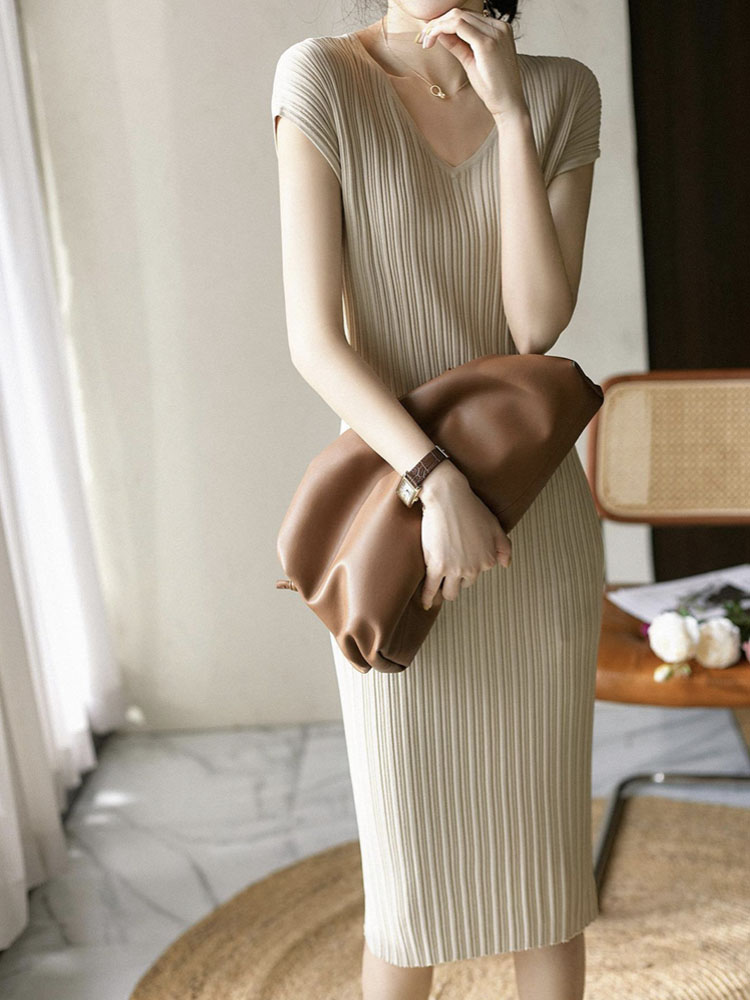 エレガントフィット リブニット タイトワンピース