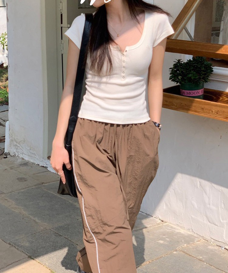 半袖 ヘンリーネック ショート丈 Tシャツ