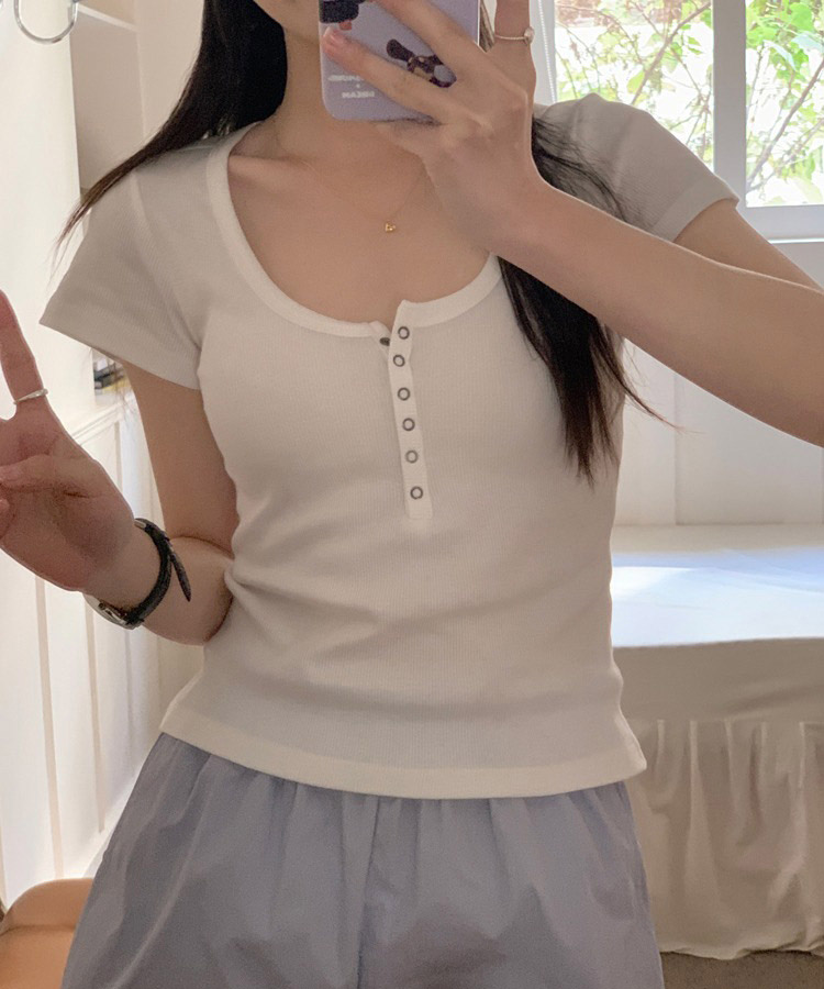 半袖 ヘンリーネック ショート丈 Tシャツ