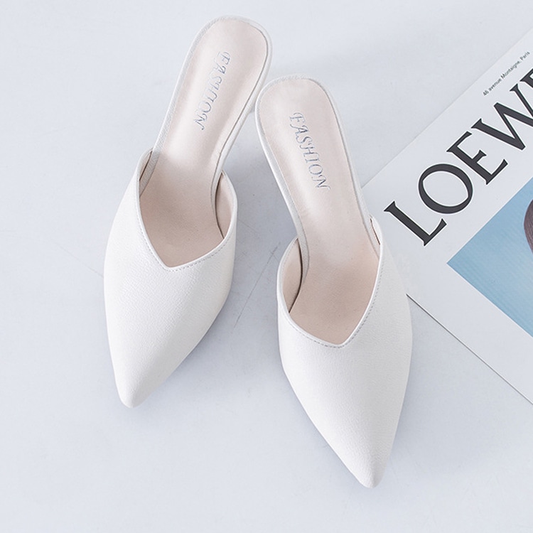 ポインテッドトゥ チャンキーヒール ミュール