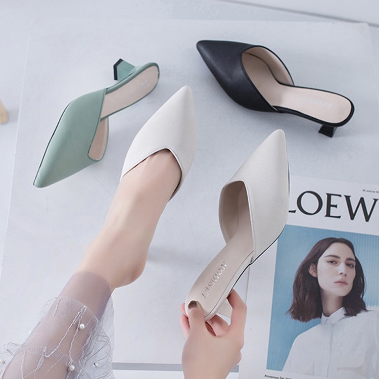 ポインテッドトゥ チャンキーヒール ミュール