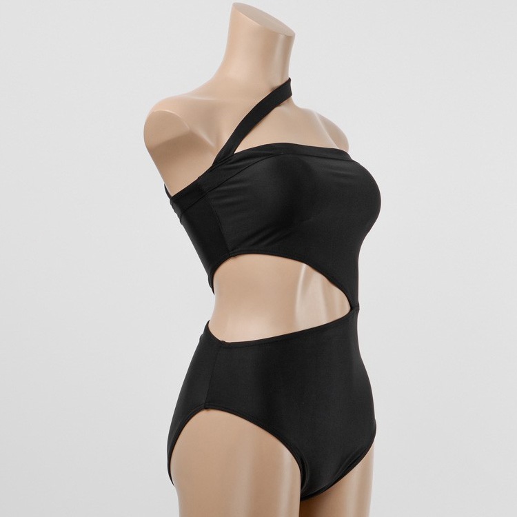 切込み ベアトップ 水着