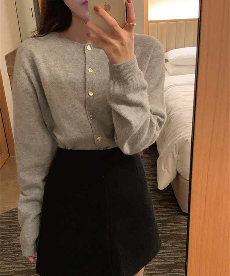 ハート形 金ボタン ふんわり 長袖 ニットカーディガン