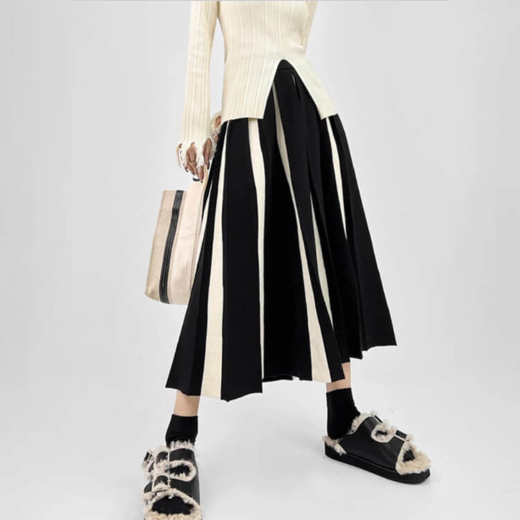 バイカラーストライプ ロング丈 プリーツ ニットスカート