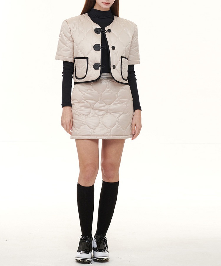 ショート丈 半袖 キルティング ダウンジャケット 

