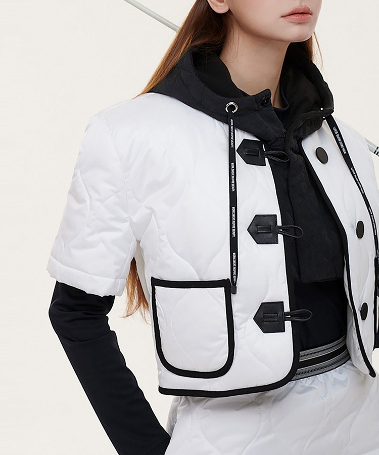 ショート丈 半袖 キルティング ダウンジャケット 

