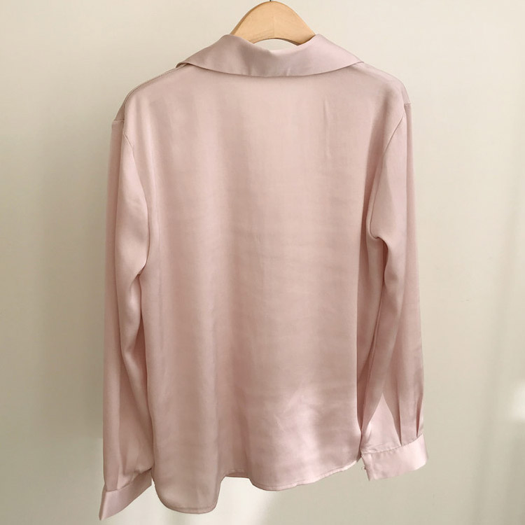 フロントねじり オープンカラー サテン 長袖ブラウス