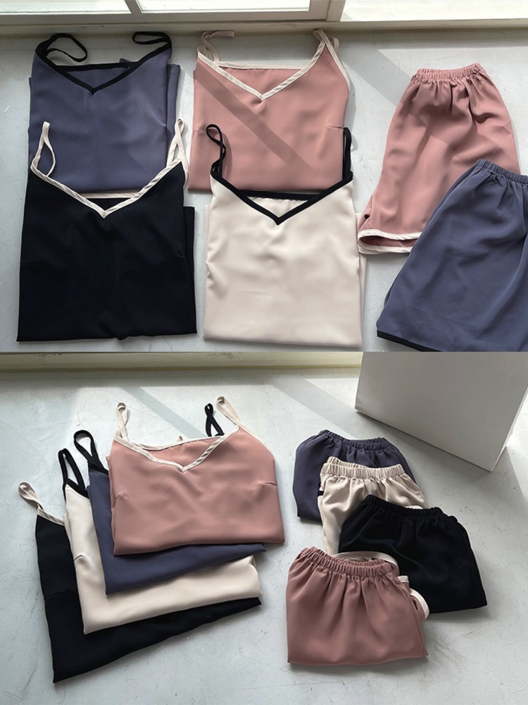 Vネック キャミソール ショートパンツ サテン ルームウエア