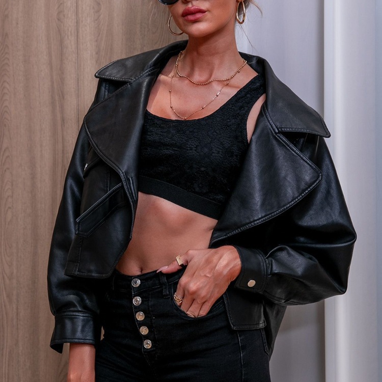 個性的 バックルベルト フェイクレザー ショート丈ジャケット