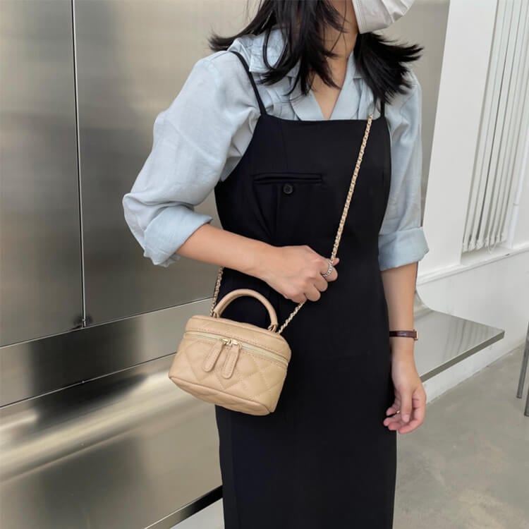 ダイヤ柄キルティング ミニ ボックス ポシェット