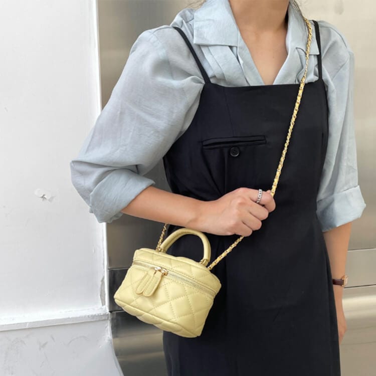 ダイヤ柄キルティング ミニ ボックス ポシェット